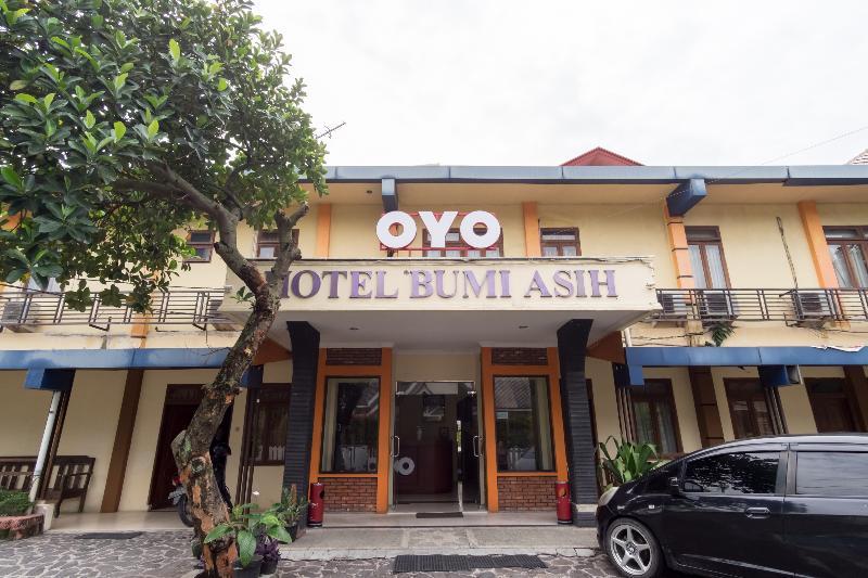 Oyo 1030 Hotel Bumi Asih Medan Extérieur photo